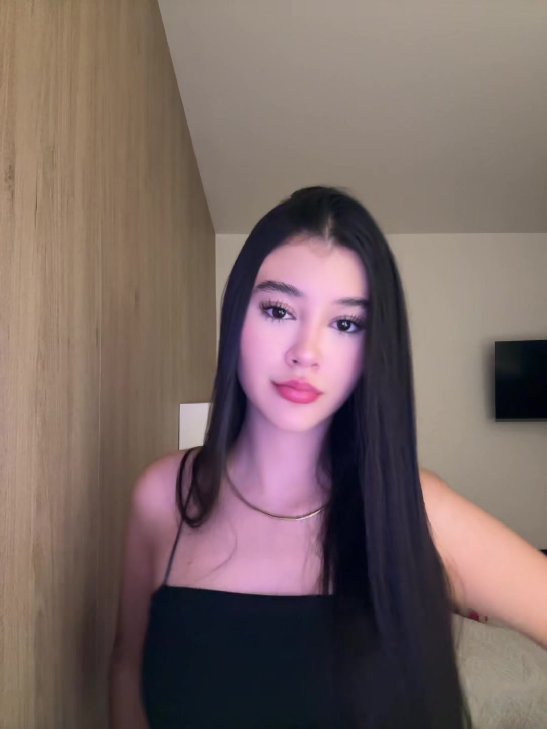 @samanthg._