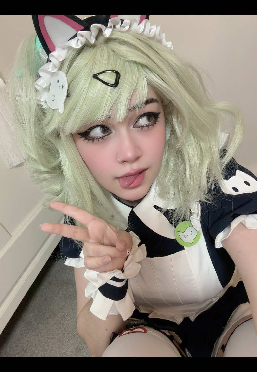 @Doll