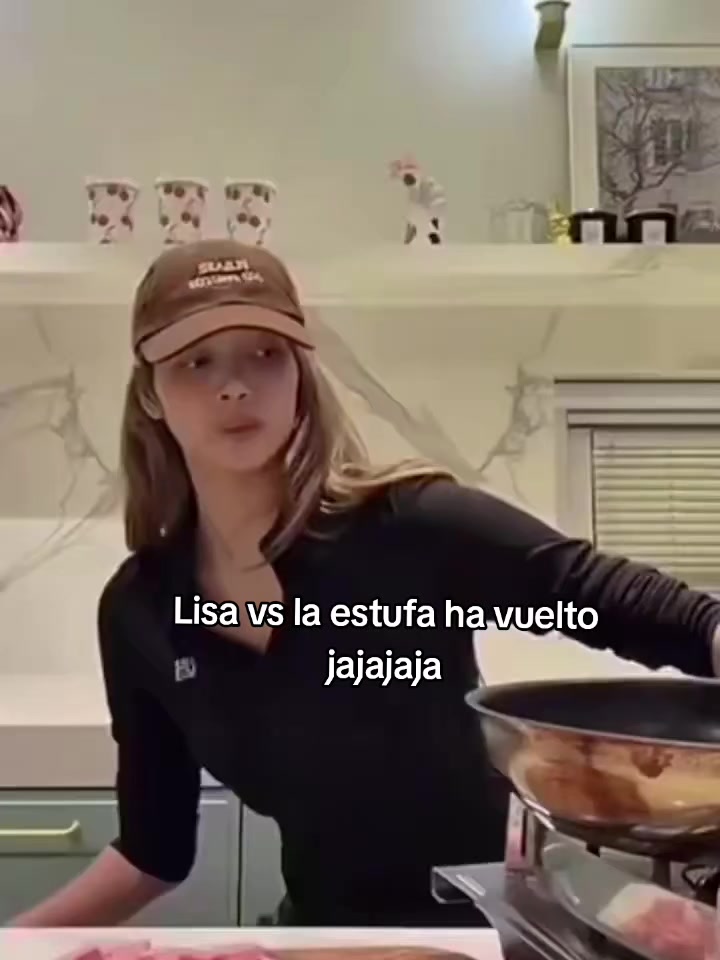 @Lisa's gf