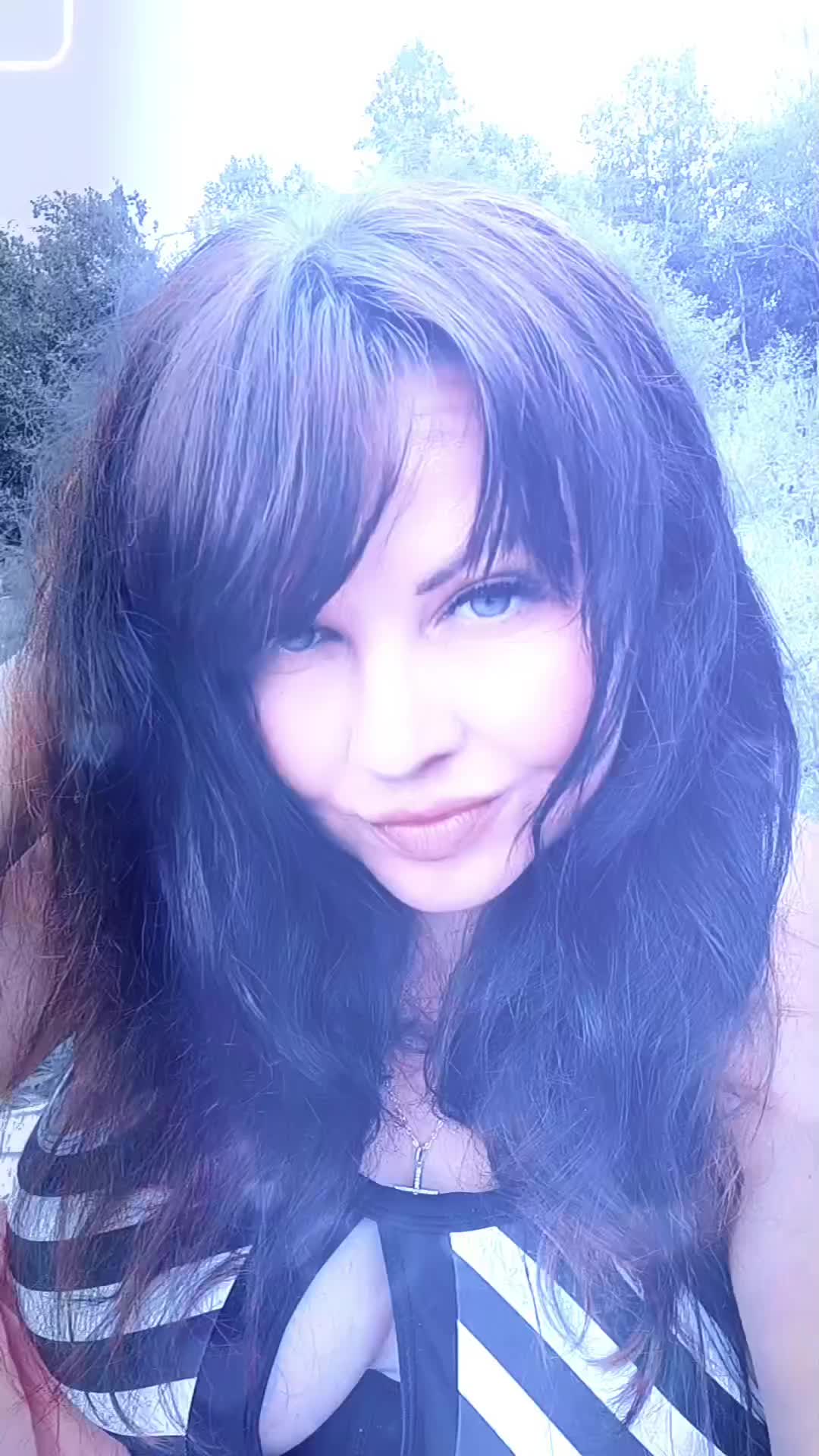 @Леночка🍓