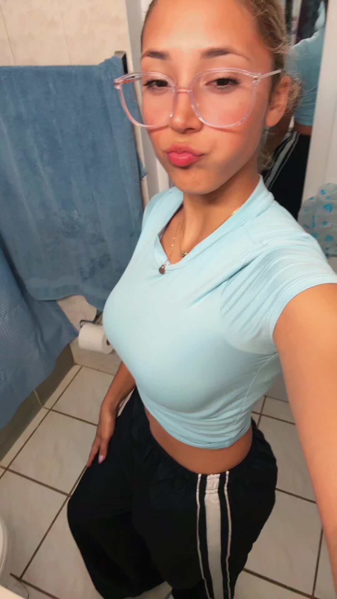 @Nayeli💎