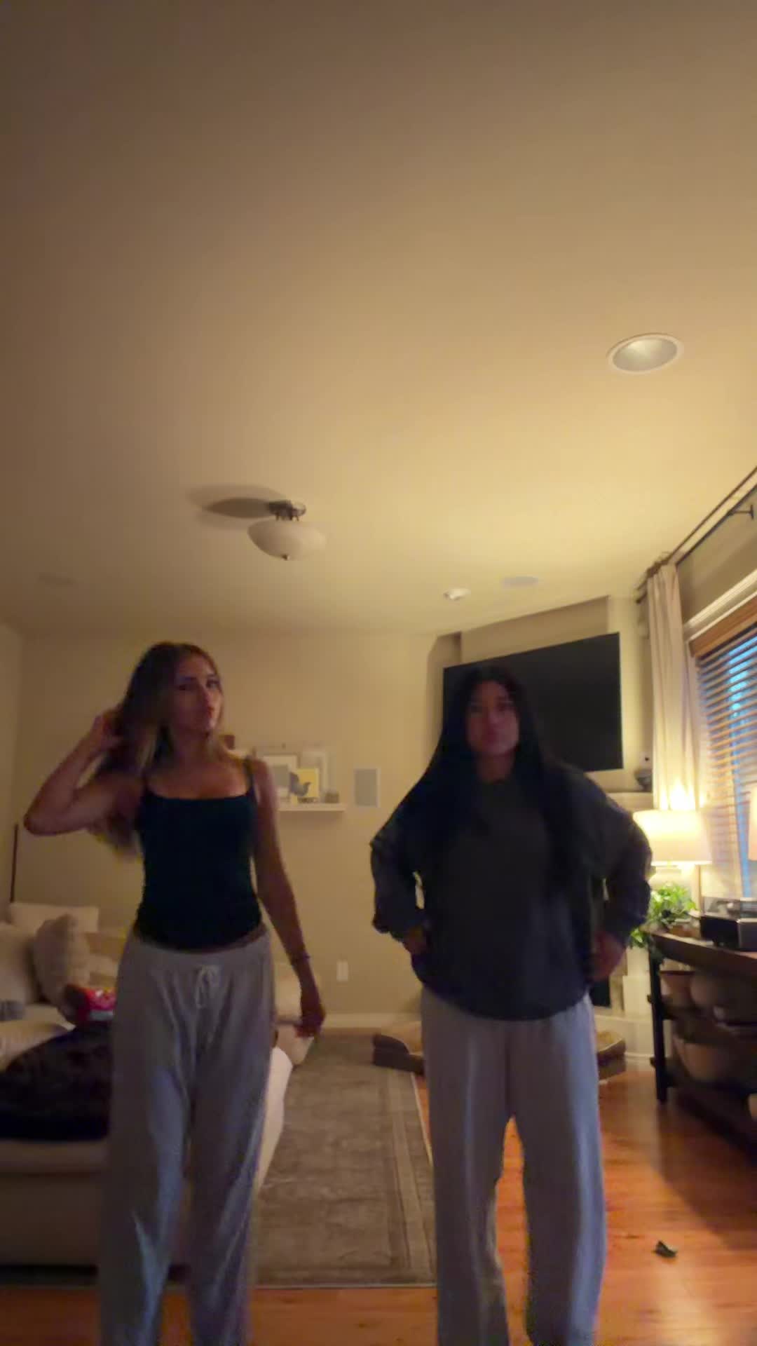 @ellispam