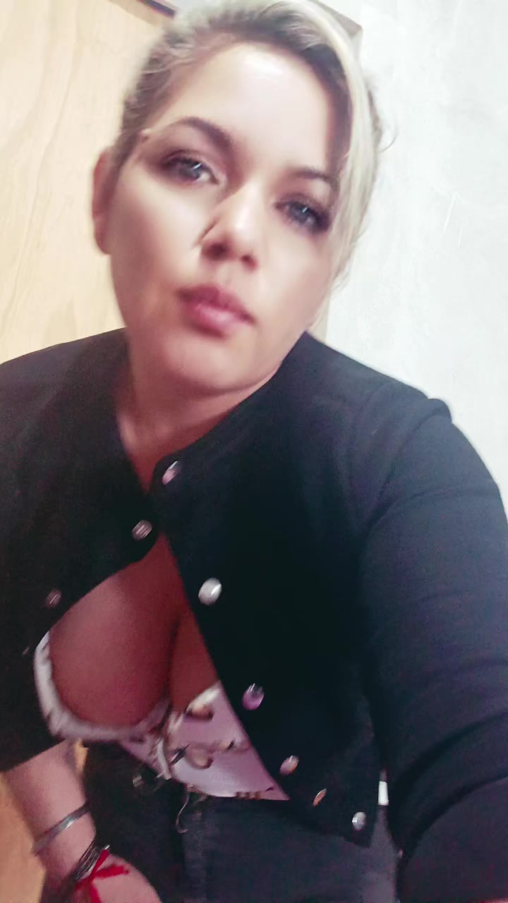 @Gabriela