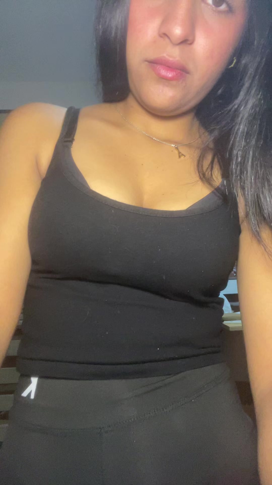 @Adriana🪻