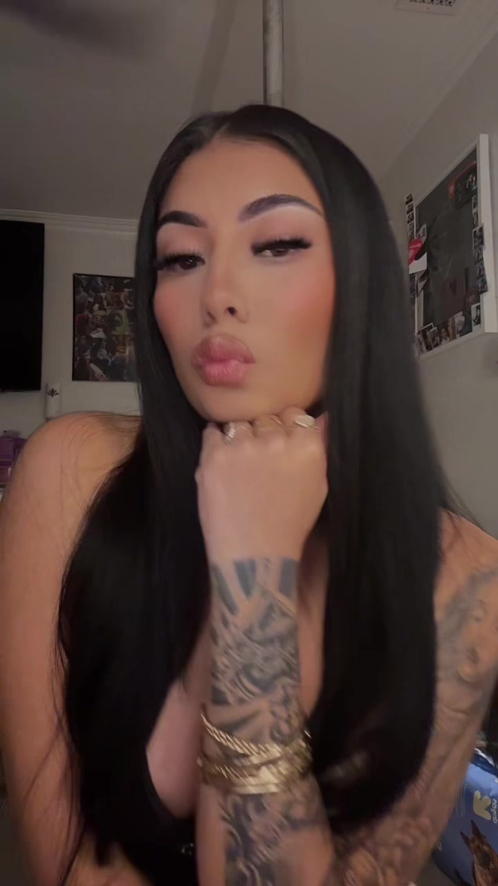 @Erii