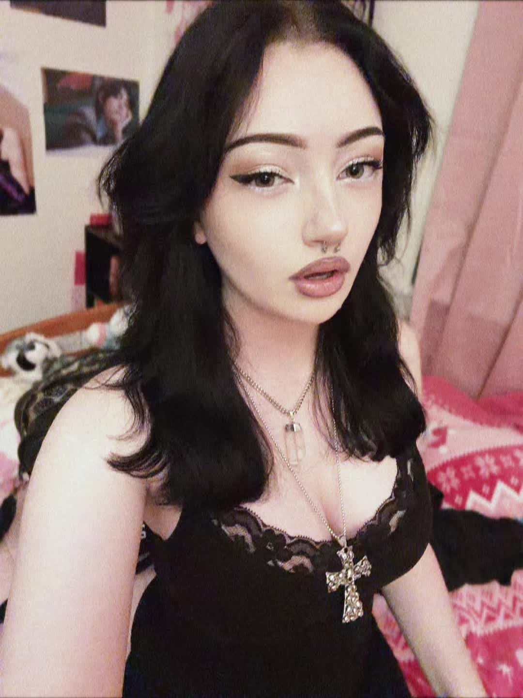 @☆Azzy☆