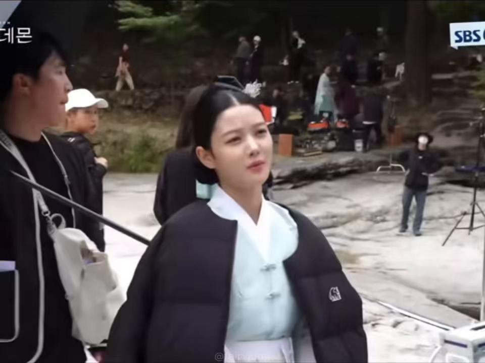 @yoona