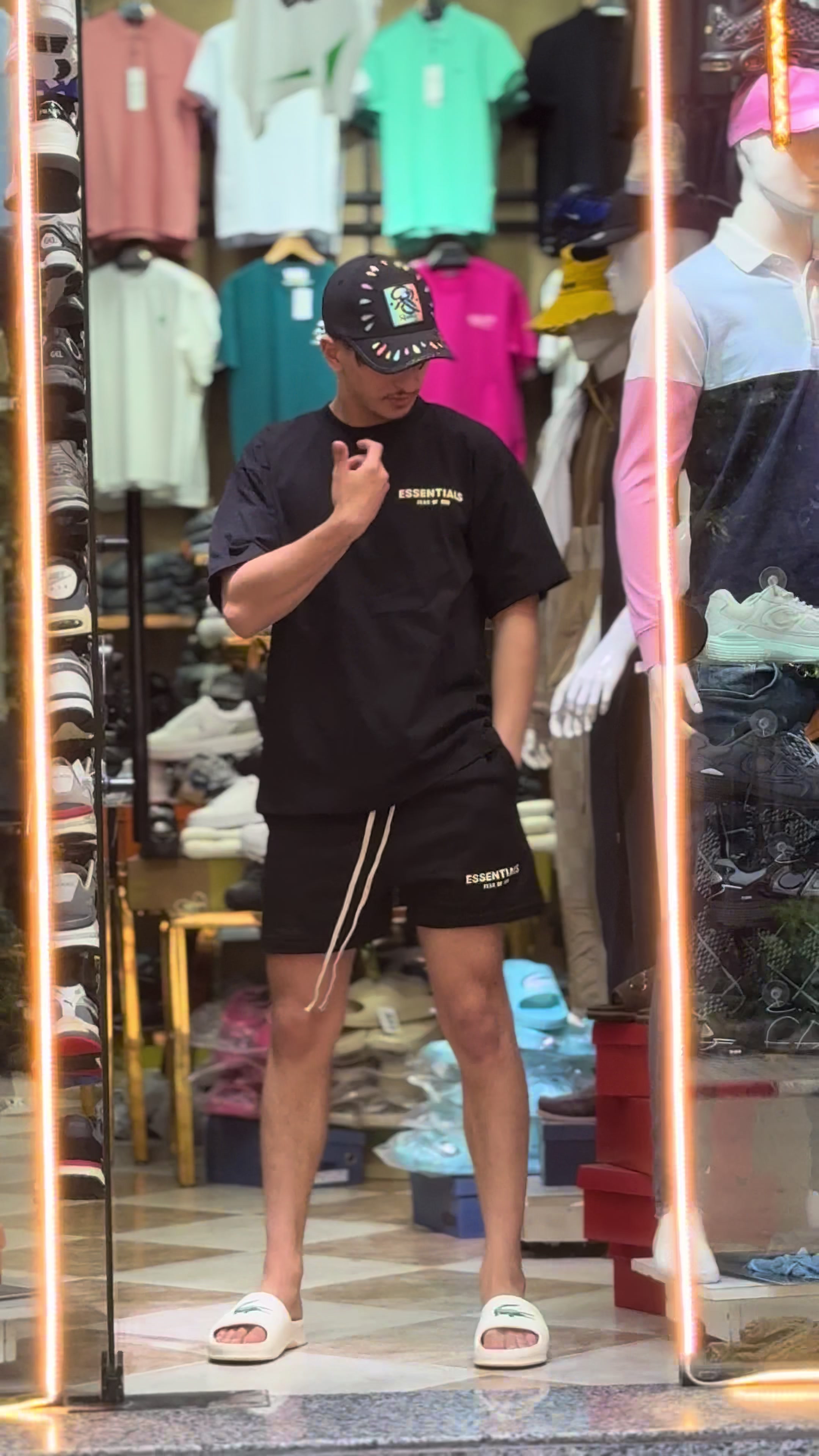 @MAGASIN BENZINA