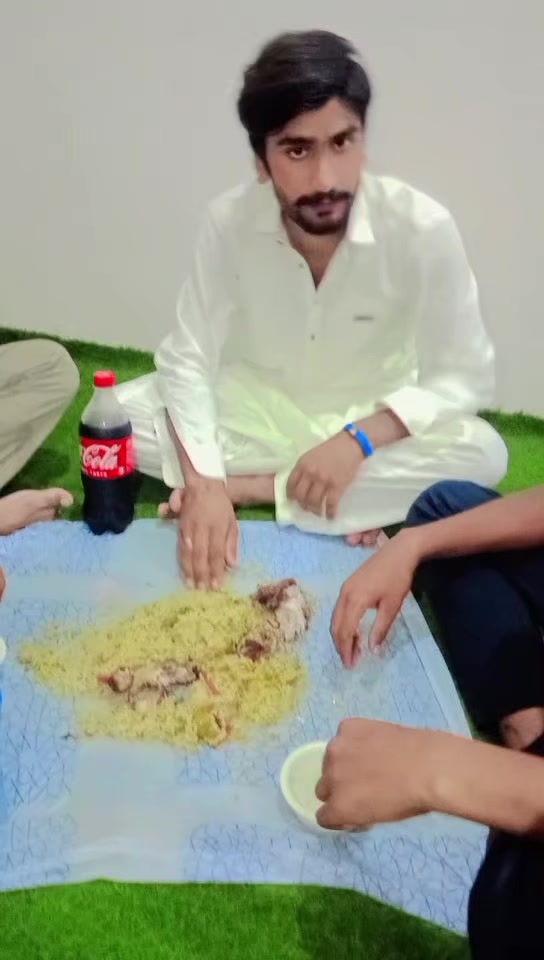 @اویس چوہان ہرڑ خورد 🤟😈