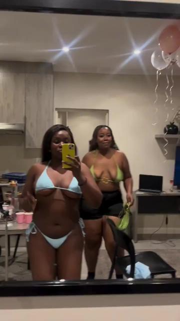 @Twerk Queen
