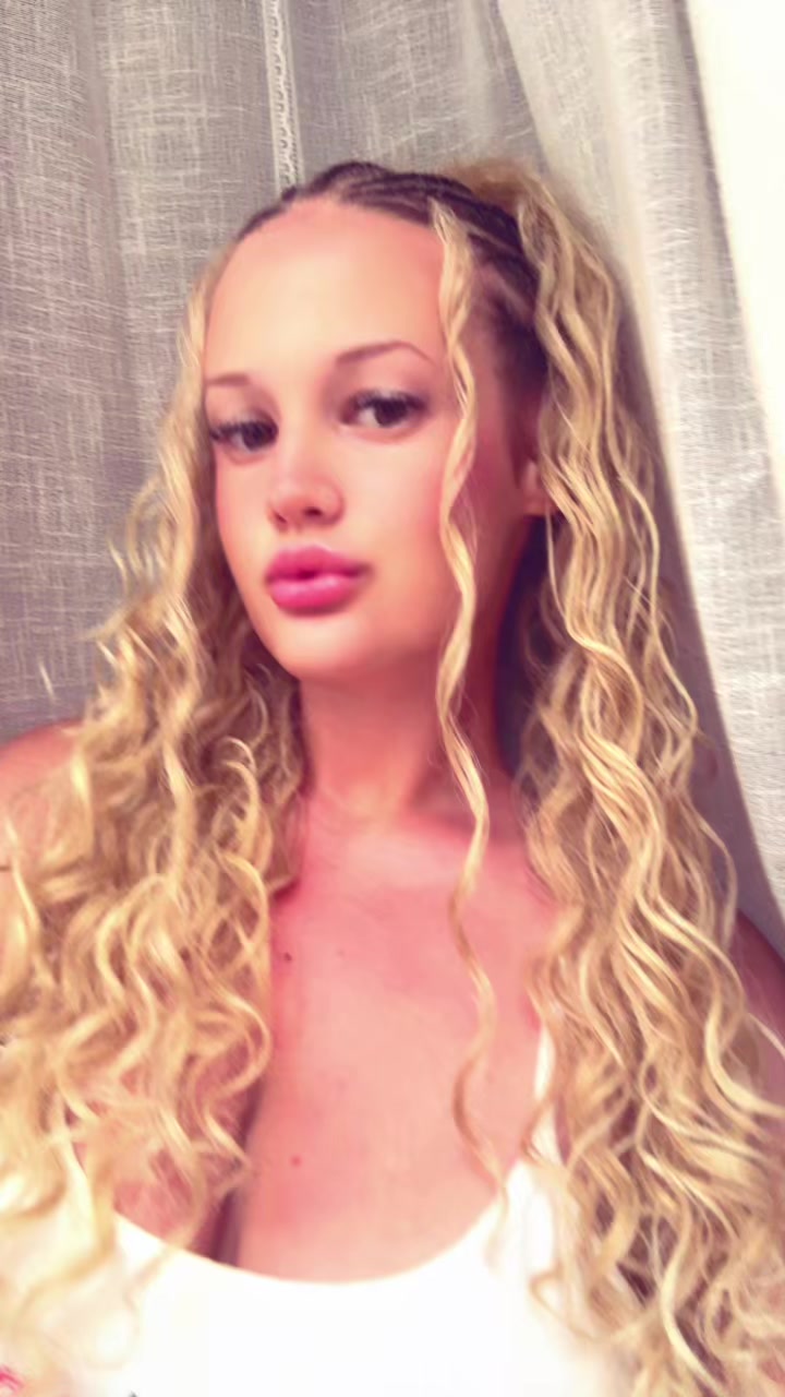 @ellenailicc