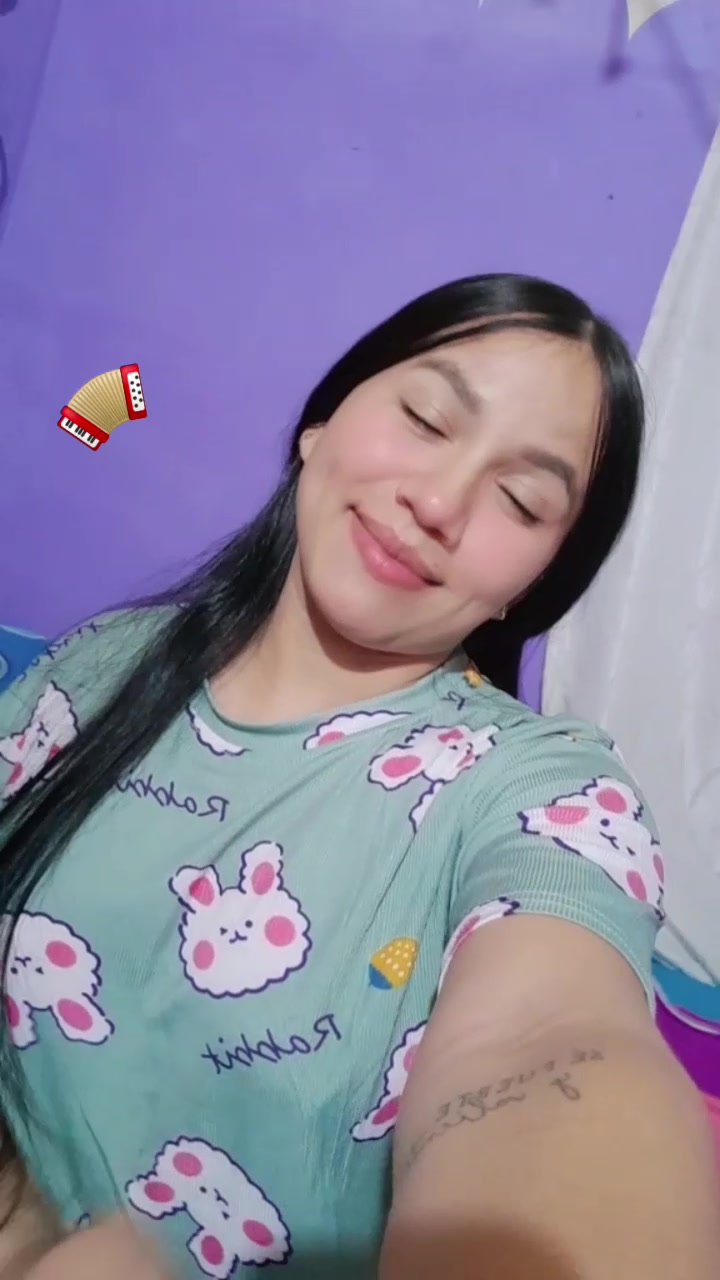 @Yosselin🖤