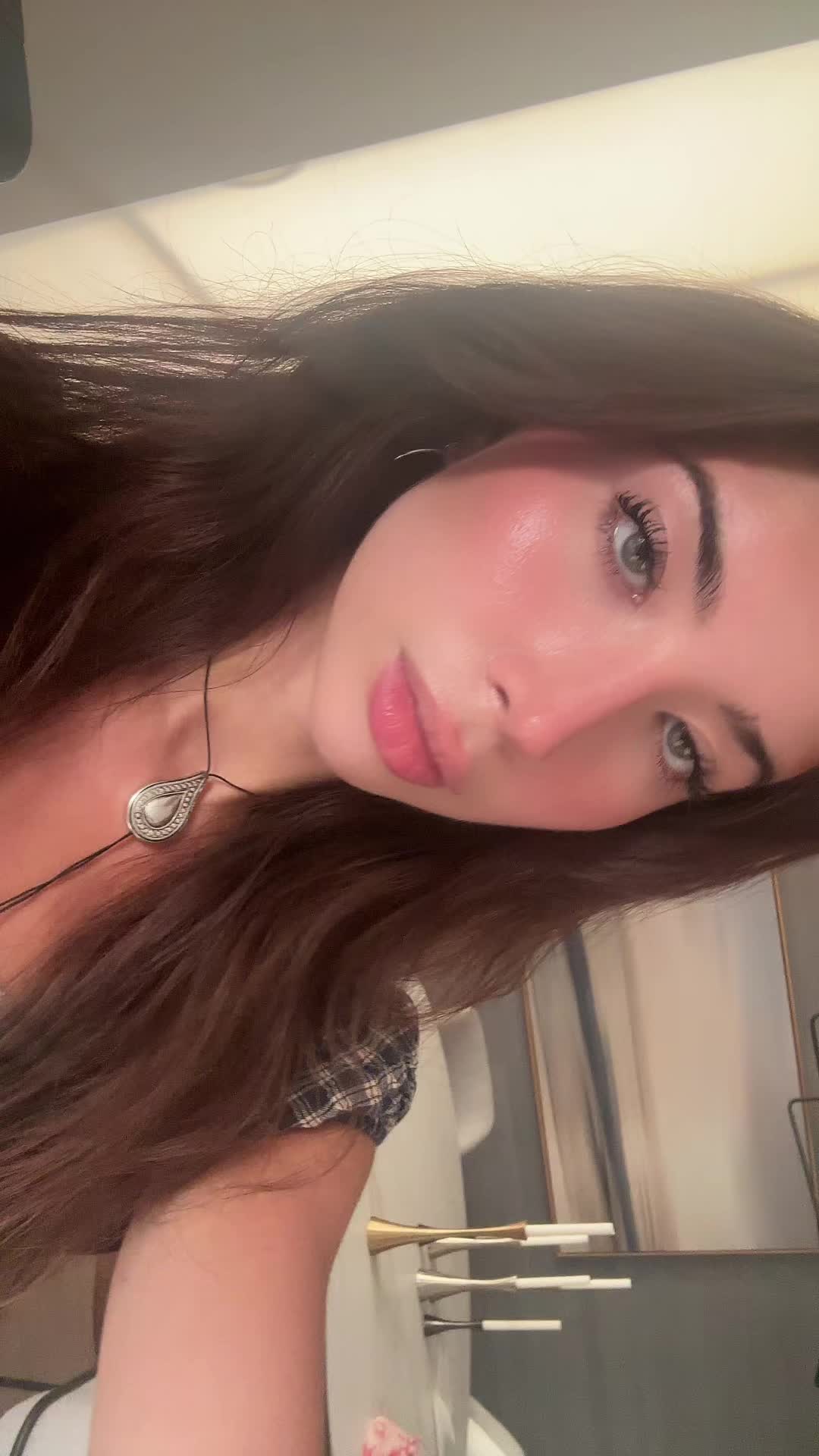 @annibbb