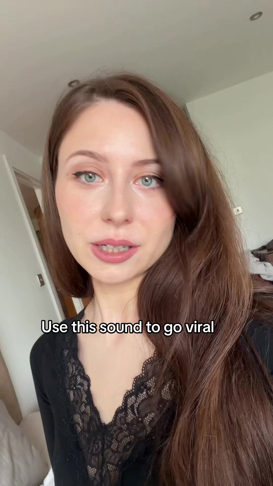 @V 🦋