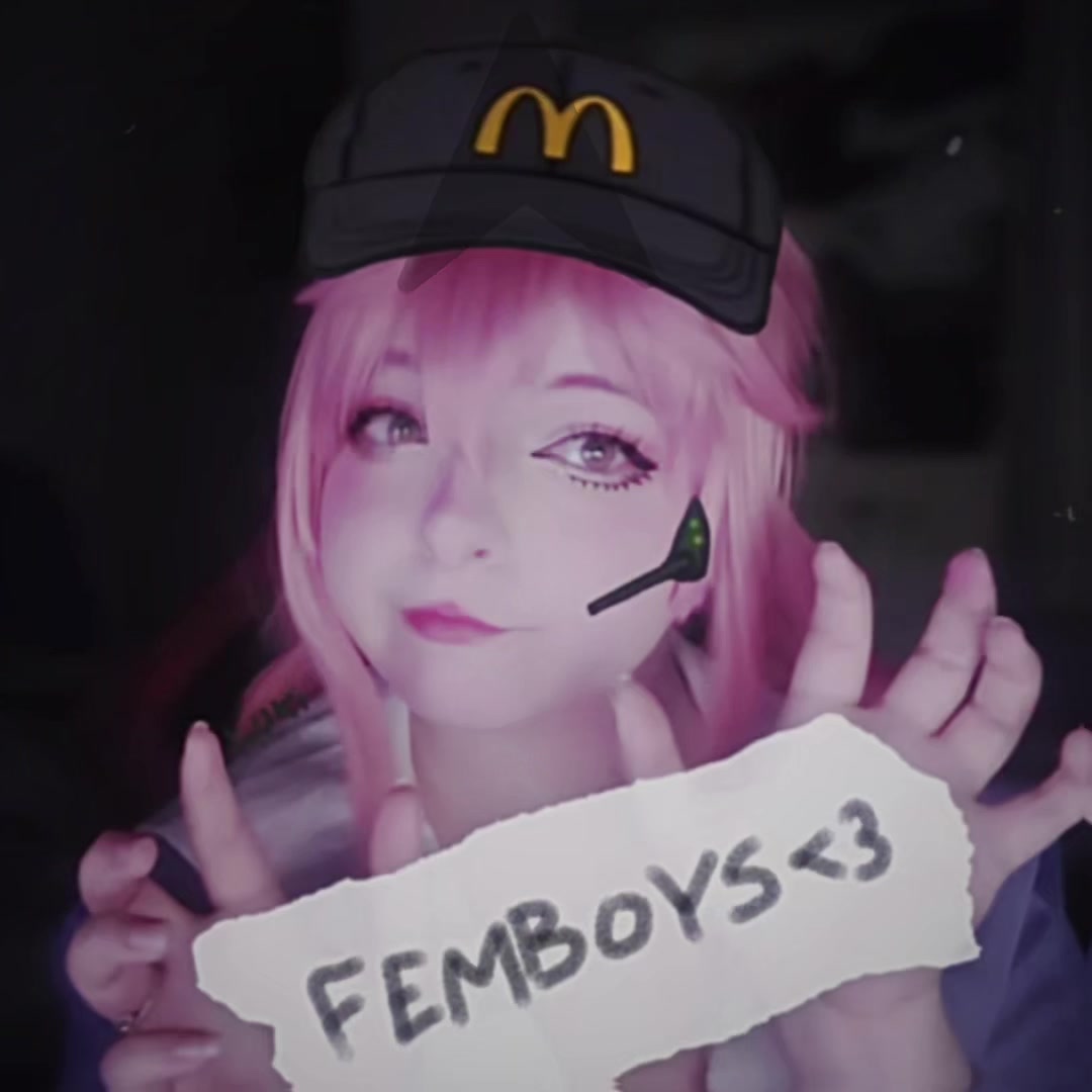 @Luki cosplays