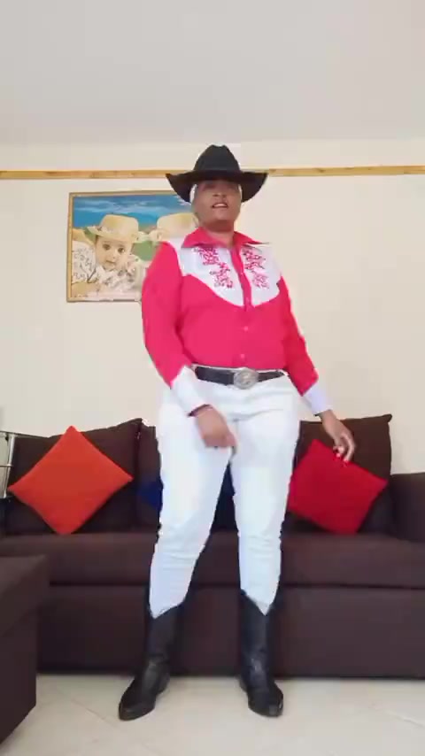 @Dancing cowgal 001