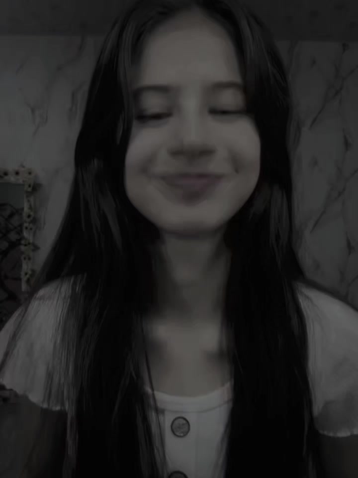 @𝐀𝐫𝐢𝐞𝐥🧊...