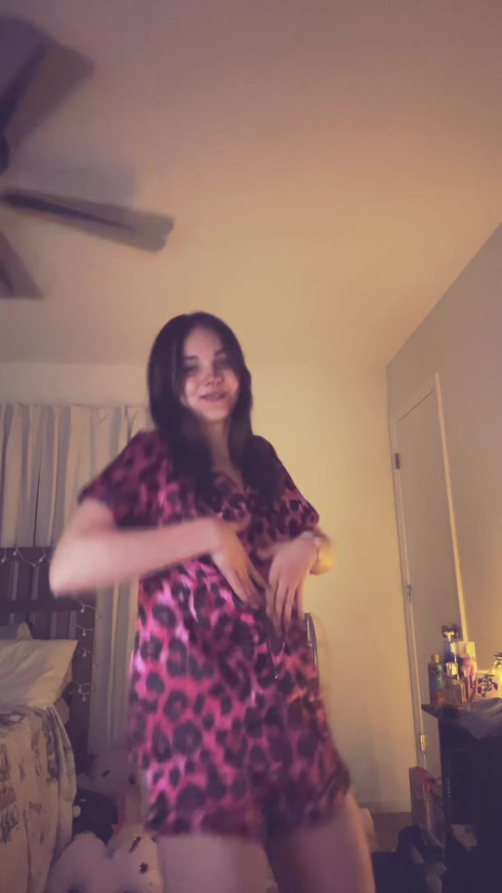 @_jellybexn_