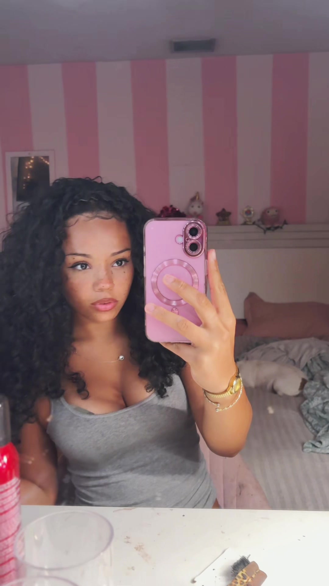 @glitterglizzy20