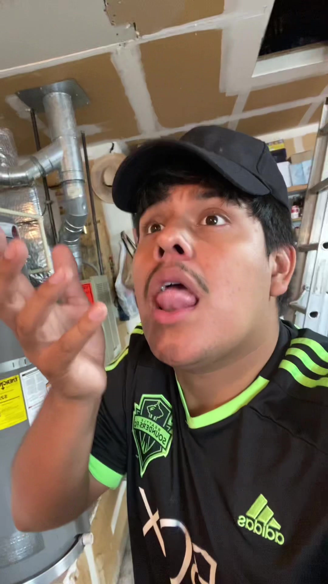 @Alex Delgado