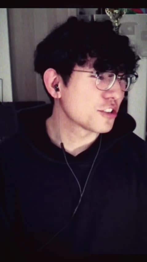 @ItzSh_hisva