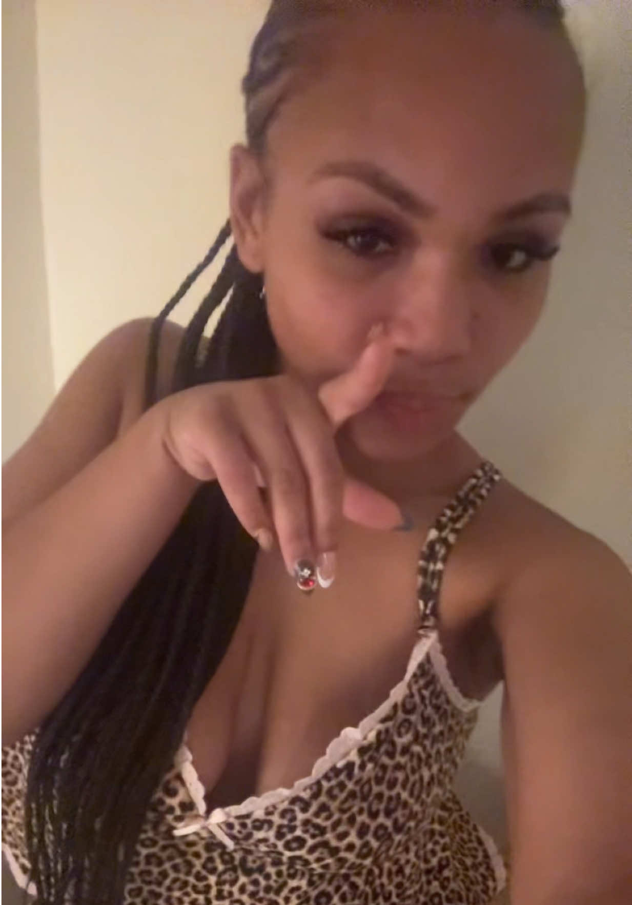 @shay marie | content creator