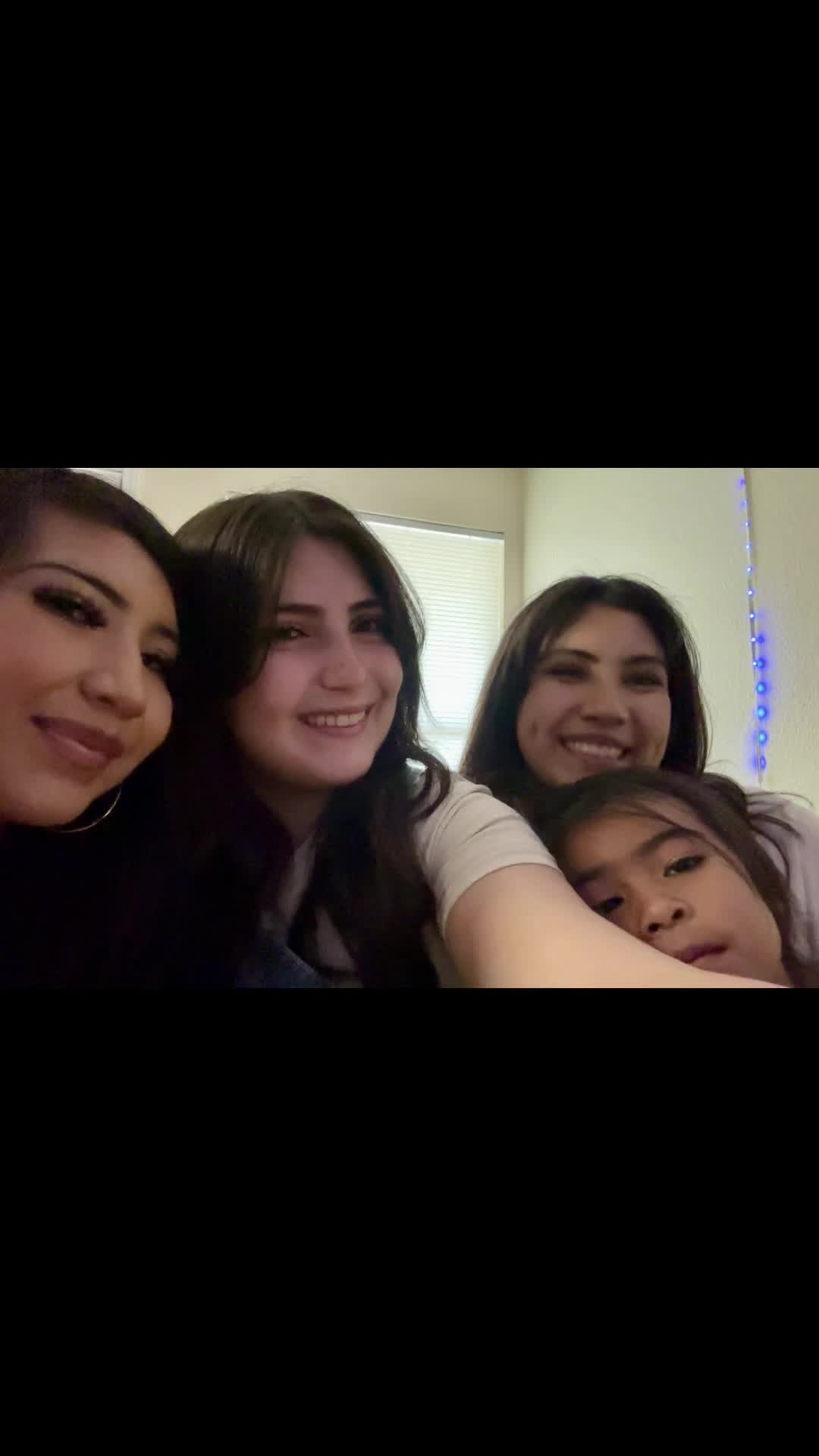 @🦋VaNecia Carlos|SAHM📚🍃🧚♀️