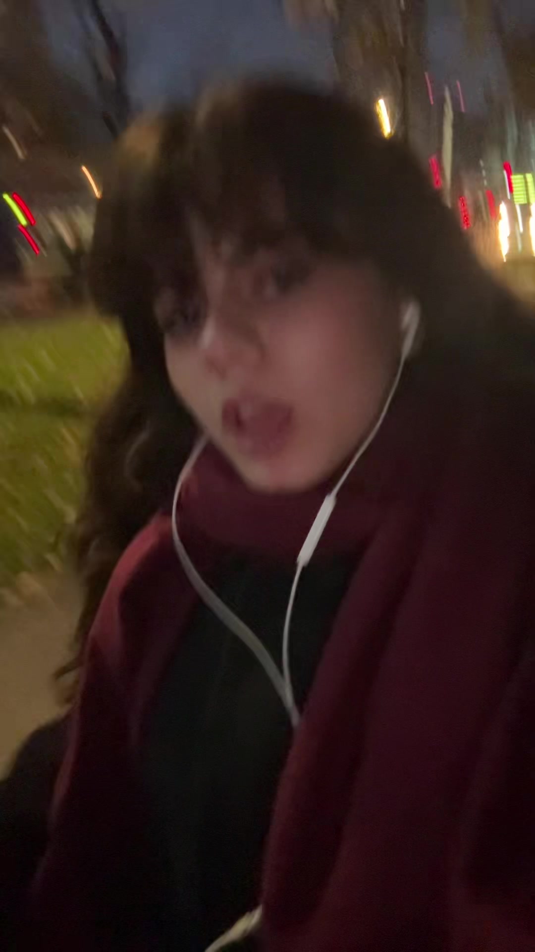 @Lucy_Lee