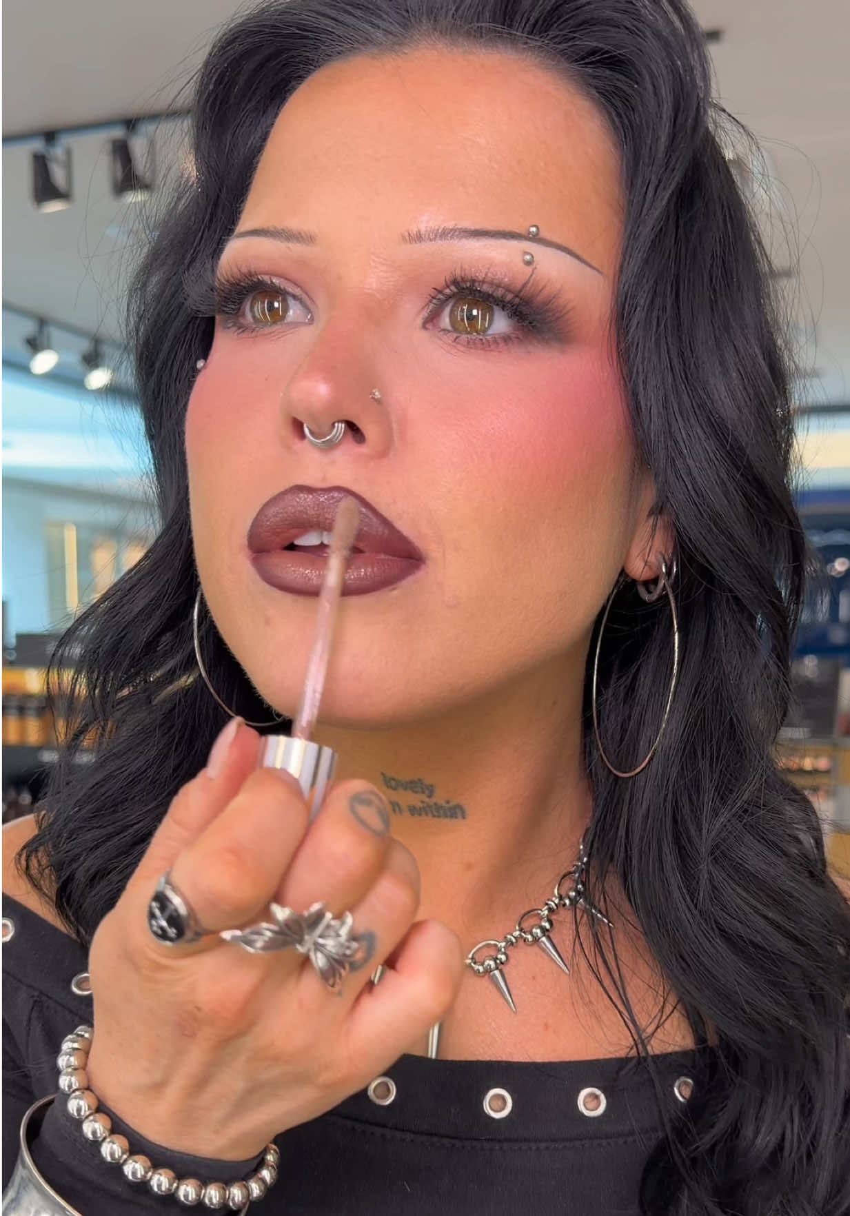 @𝕾𝖆𝖗𝖆𝖍 𝕱𝖊𝖊𝖓𝖆