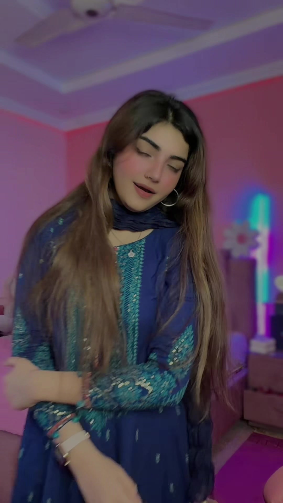 @Dr. Aleeya Shoaib 👑