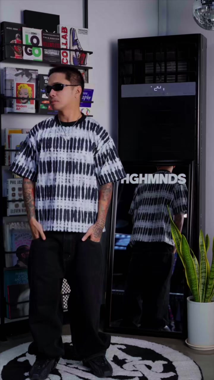 @HIGH MINDS CLOTHING