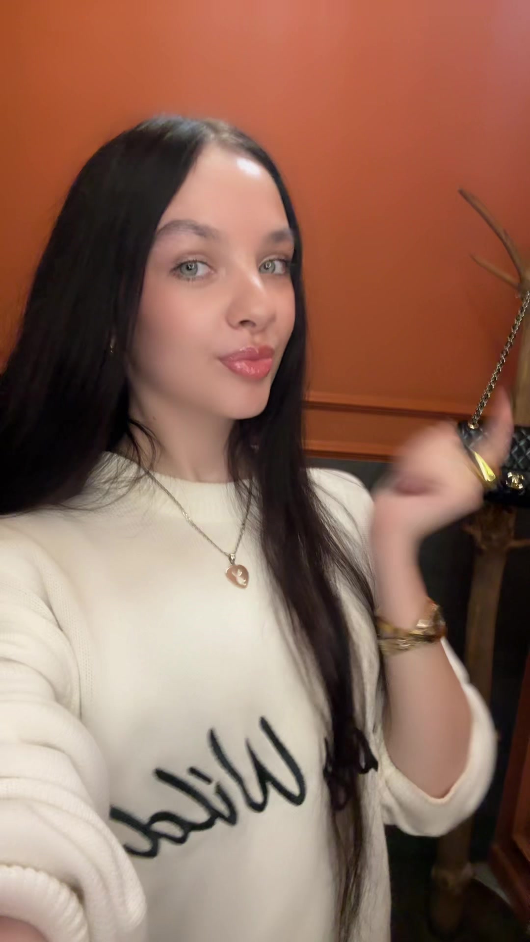 @DIVAMILLI🧿