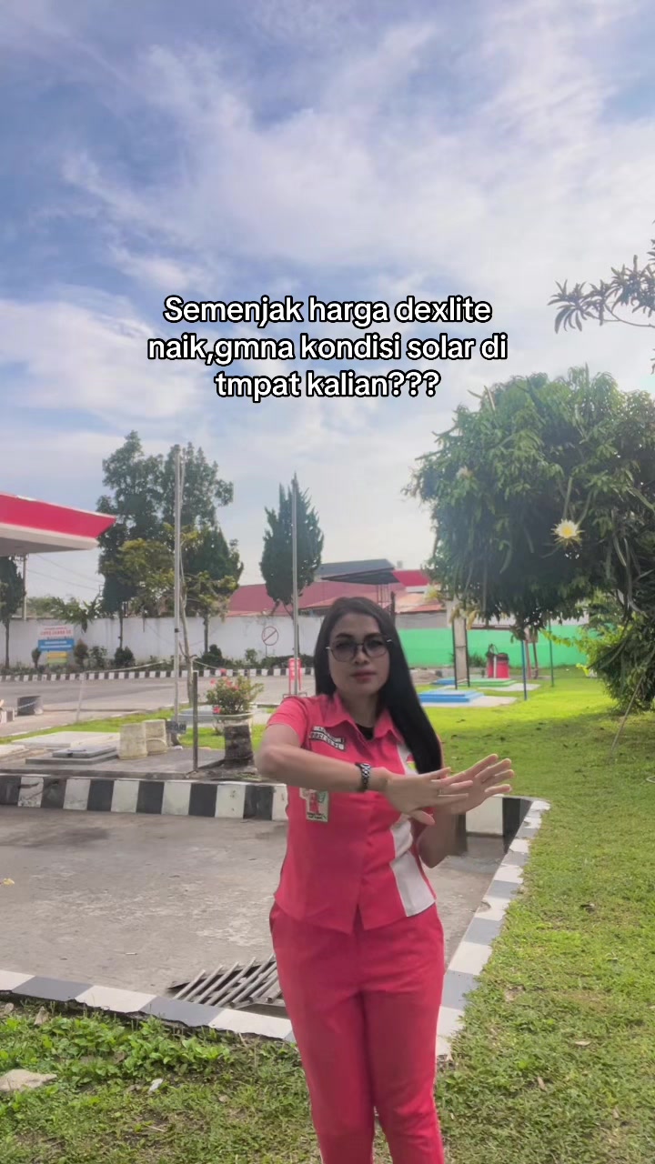 @Cewek pom🤪