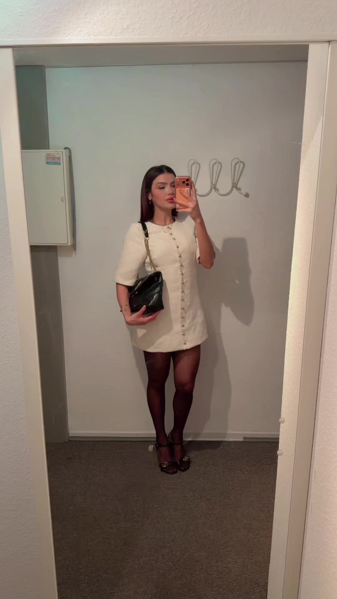 @victoria tavares