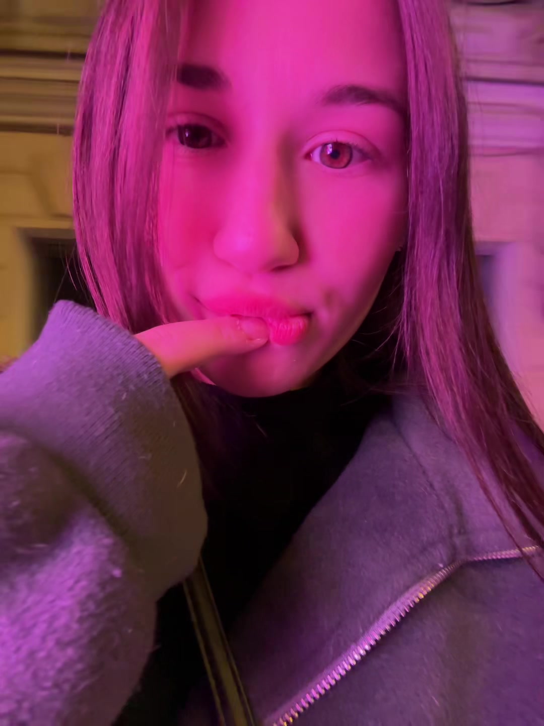 @𝐯𝐢𝐯𝐢