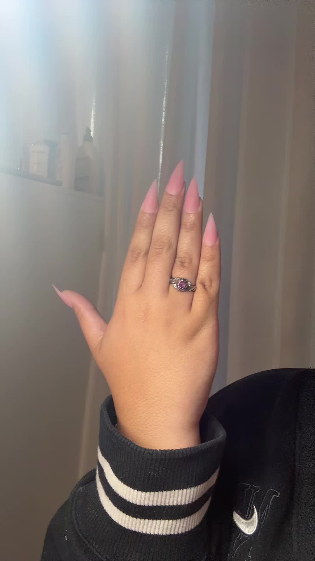 @vickyy🌸🎀🩷