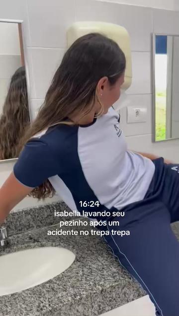 @o que a Isabella está fazendo