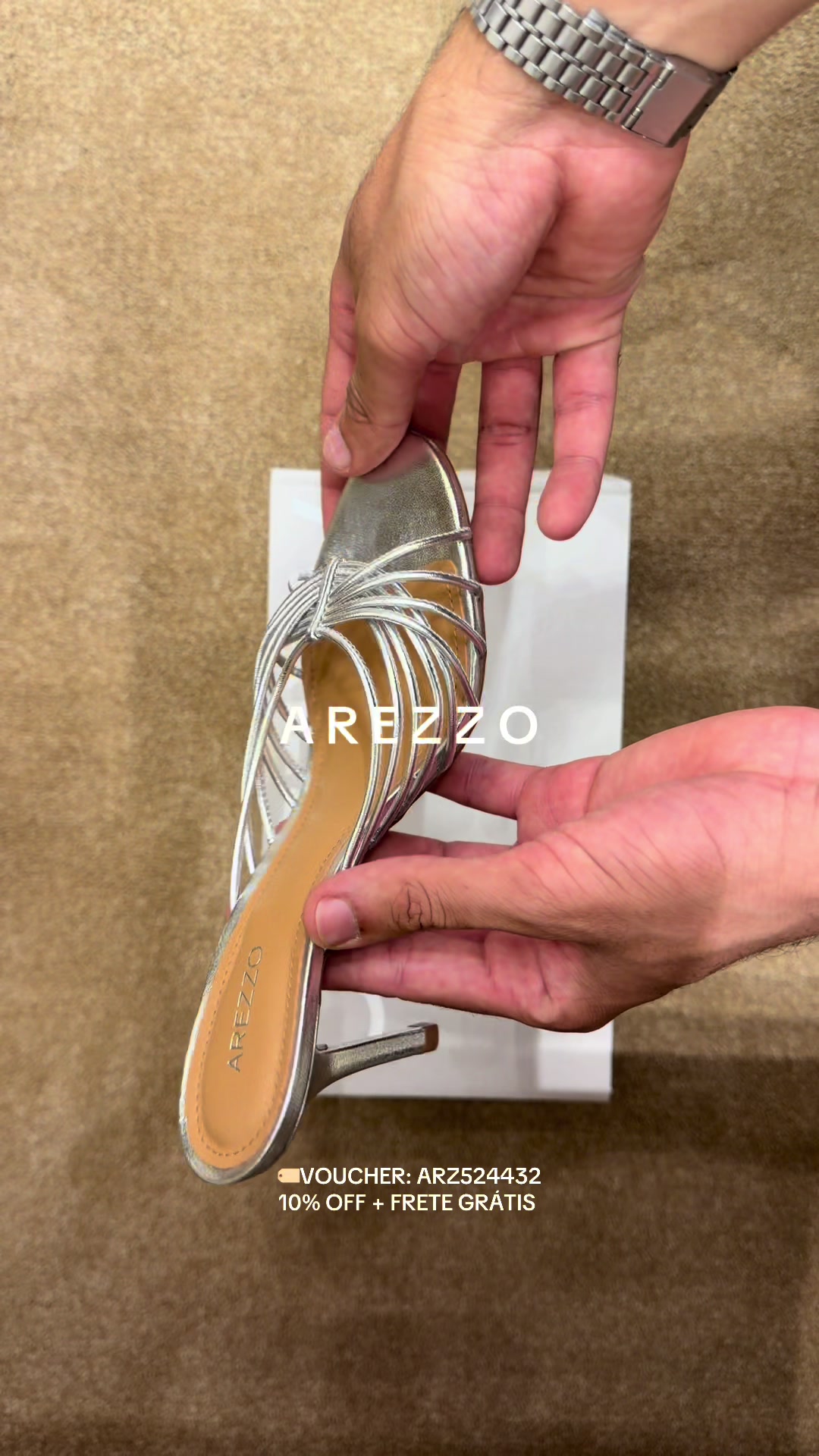 @Dennis Arezzo| ARZ524432