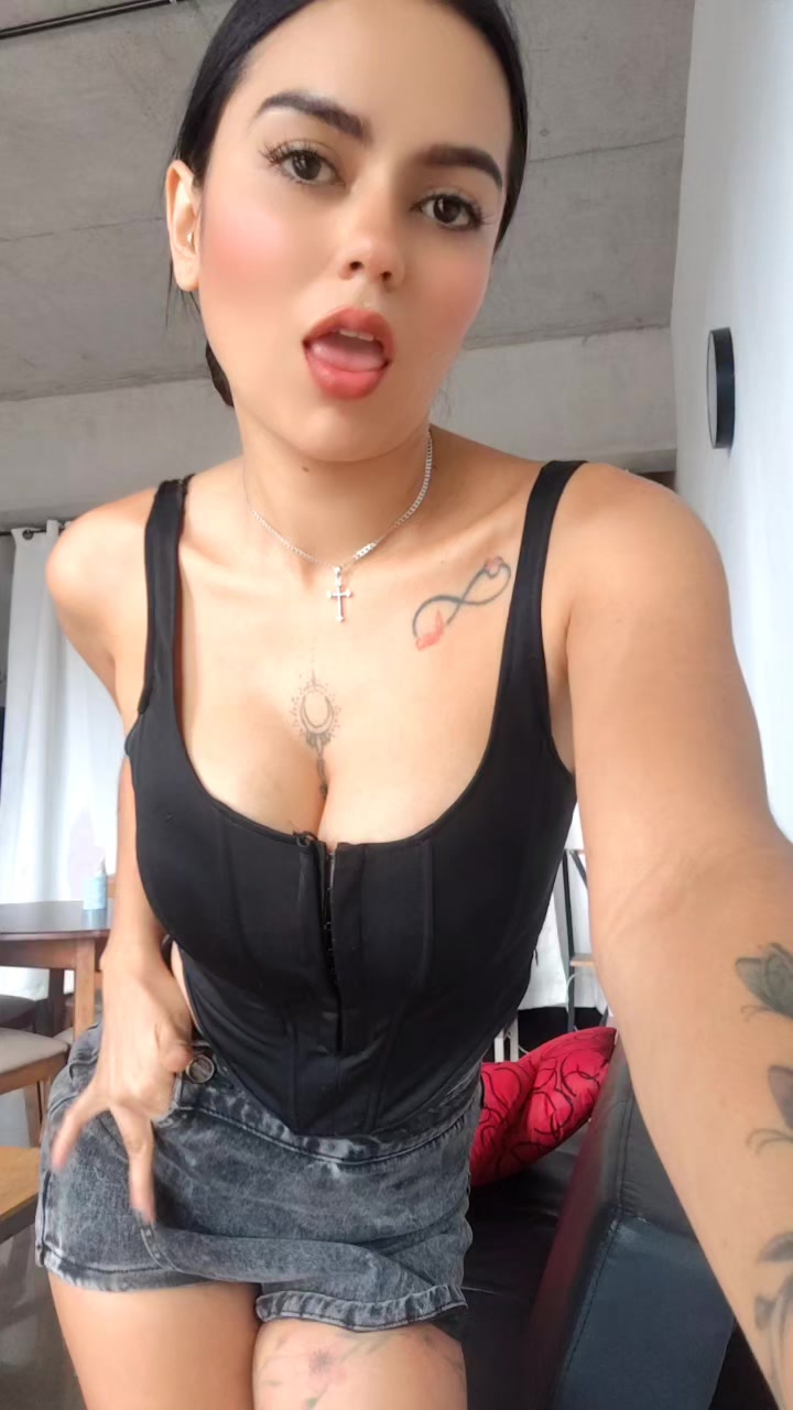 @kate asencio 🧚 🍒