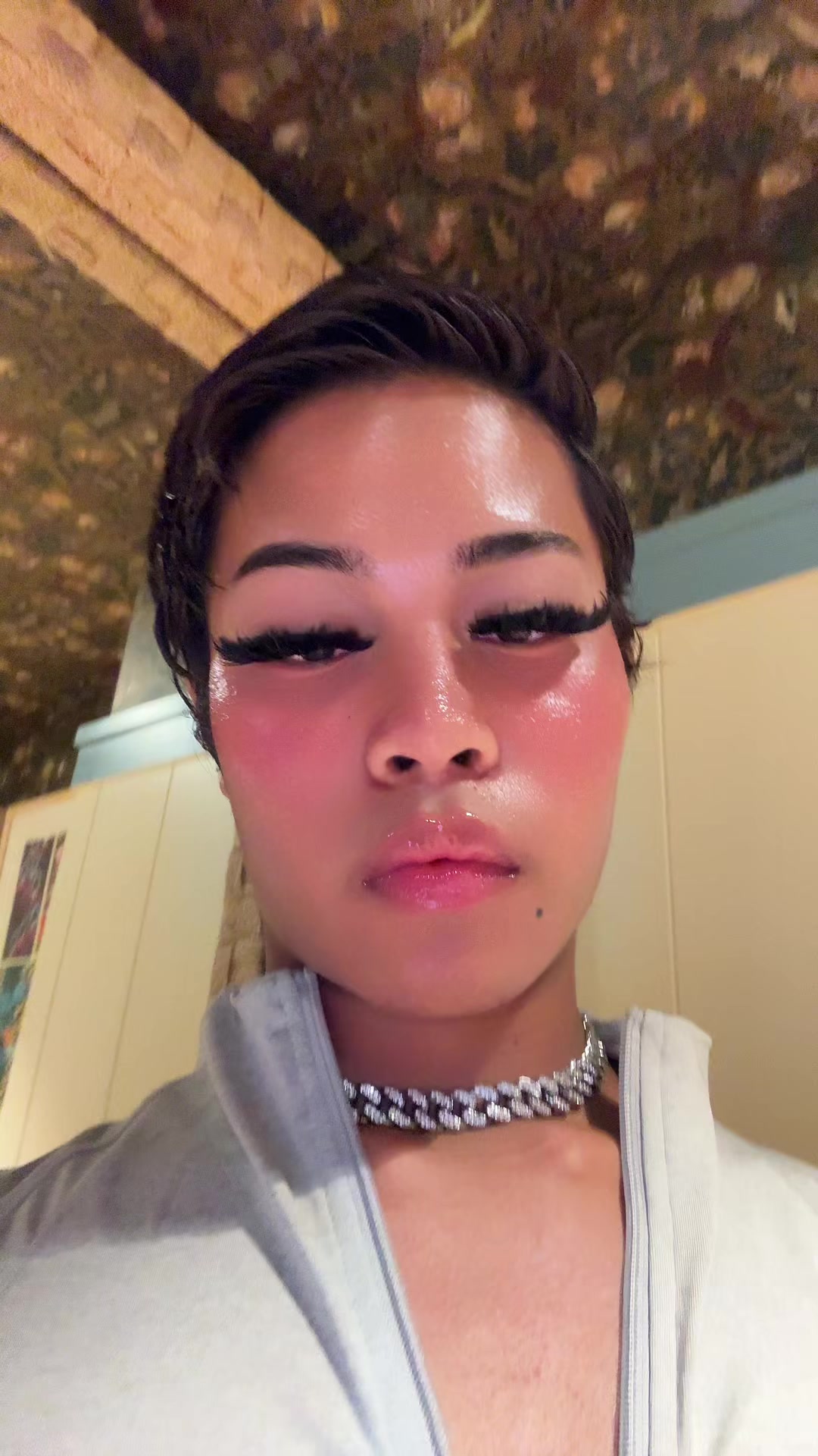@Jo$hï