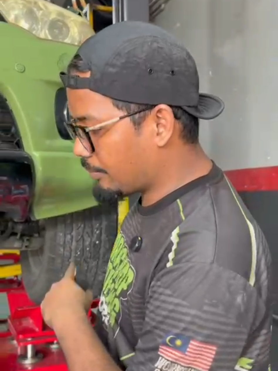 @Azzuri Tyre(Taman U)