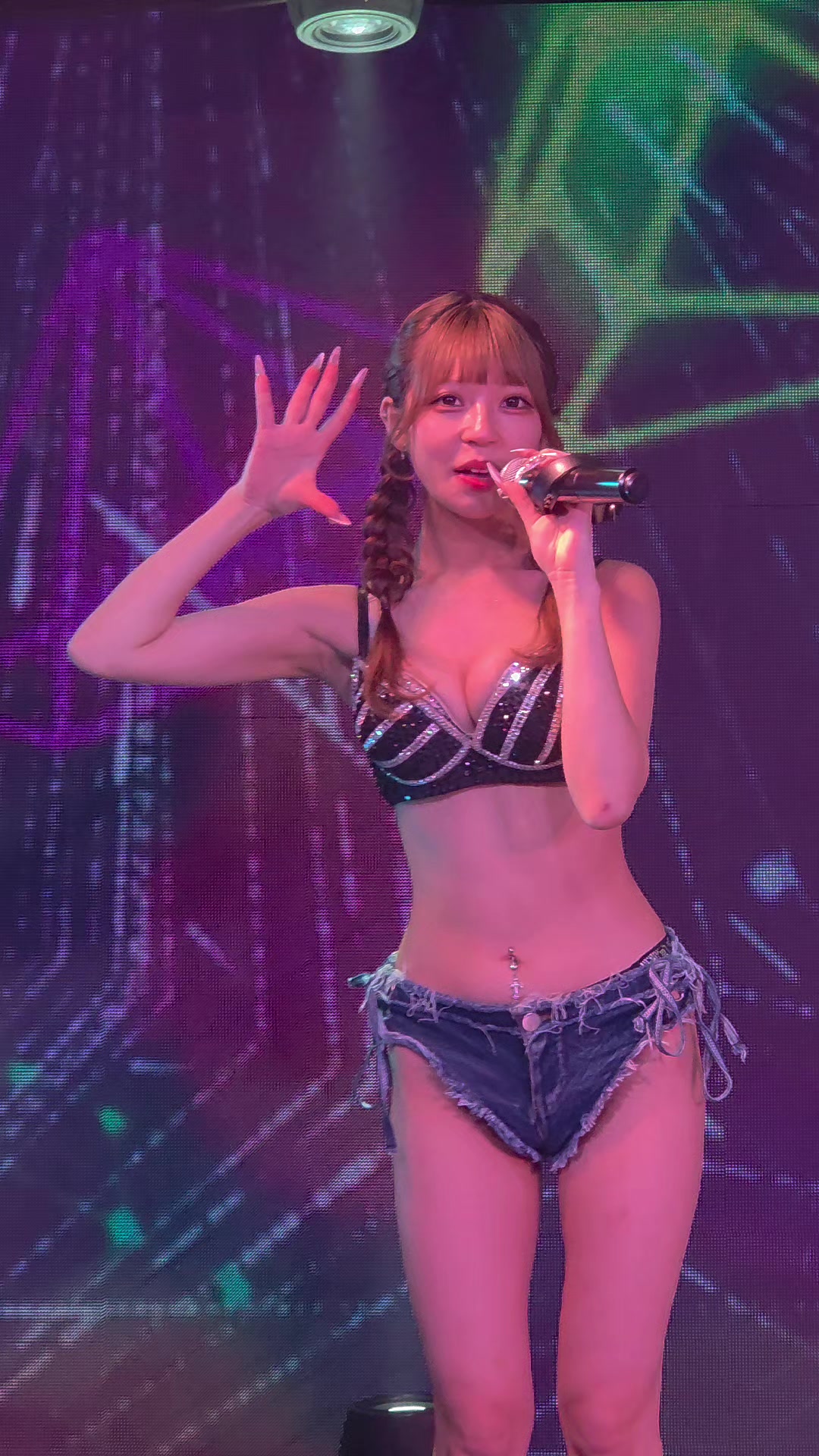 @しなぴ🐤
