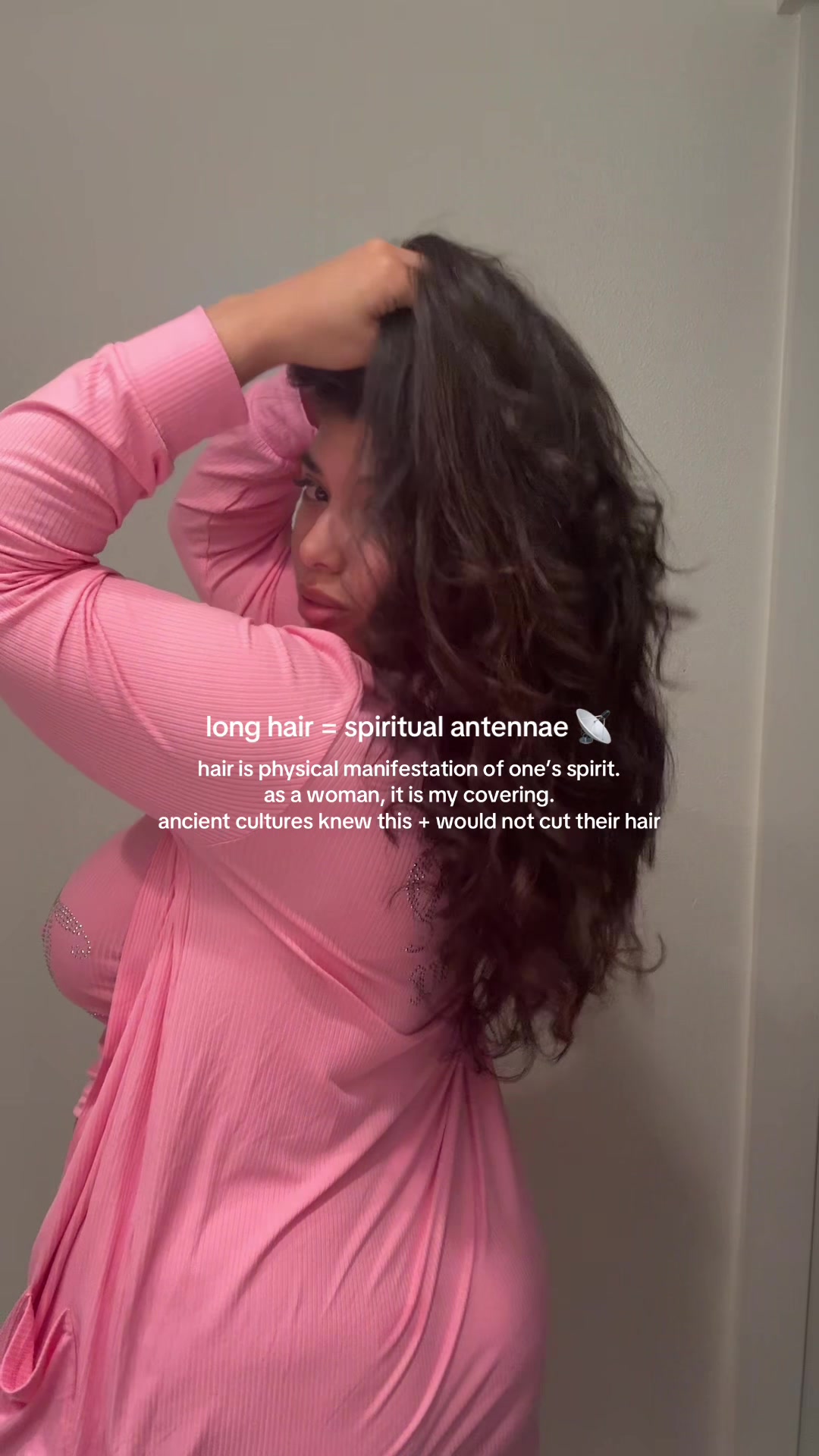 @adrianacreatress