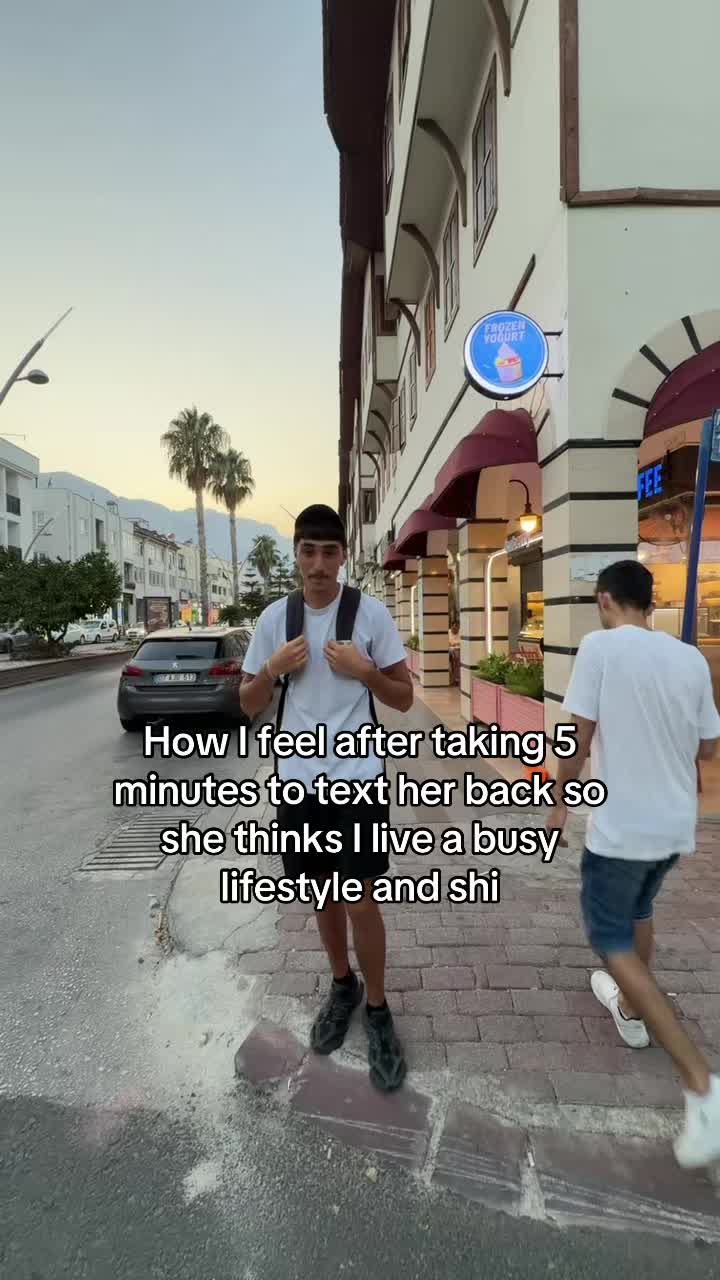@𝓤𝔃𝔃𝓲シ