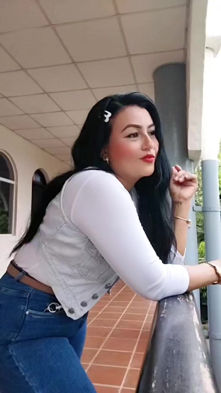 @🍒🦋chinita🦋🍒