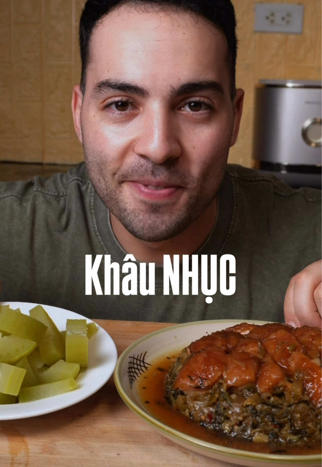 @Hamza ăn g&igrave;?