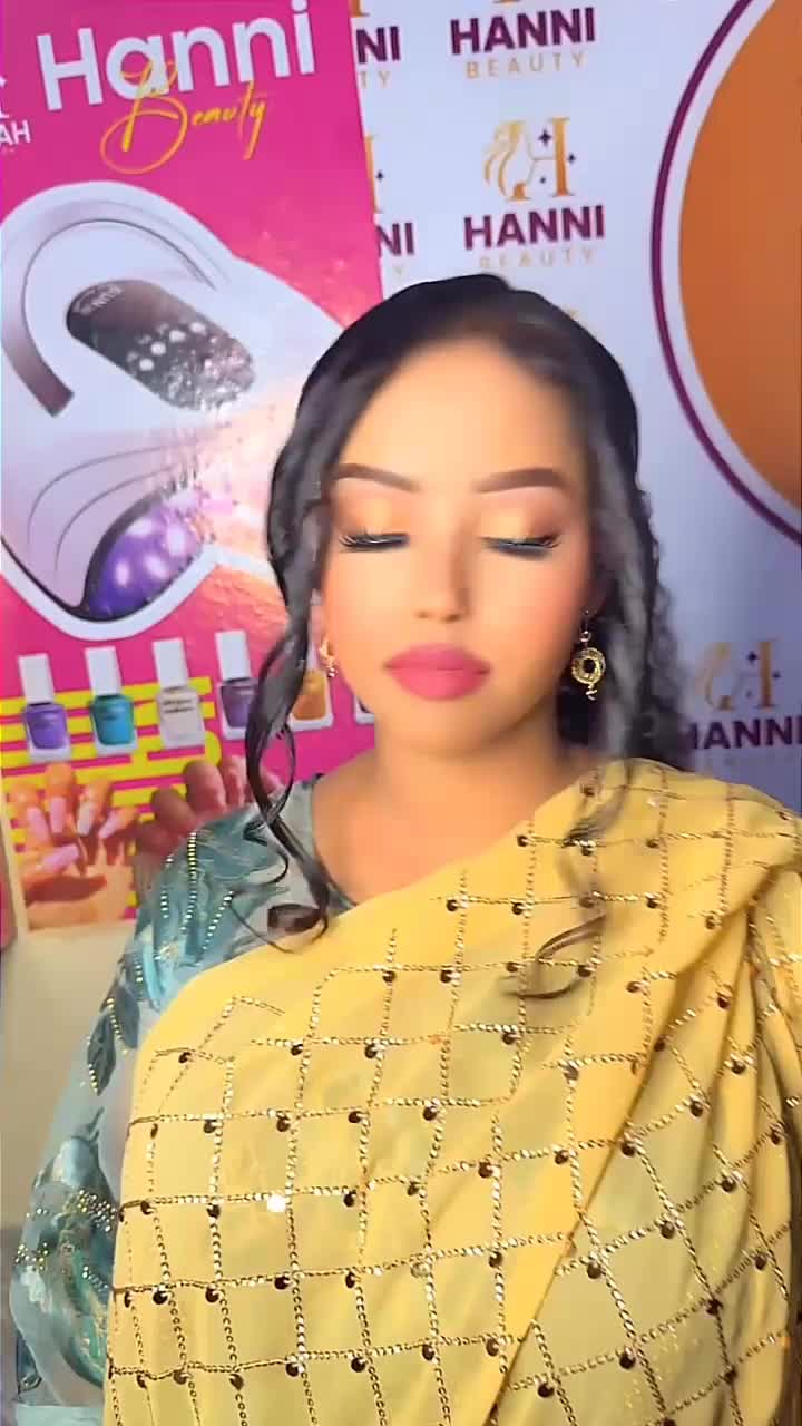 @HANNI BEAUTY