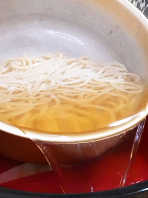 @楽々【食の変態】
