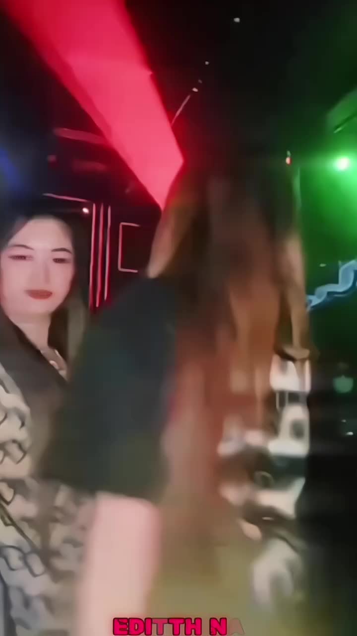 @editthina🖤