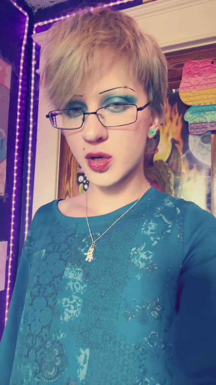 @lexluvsick